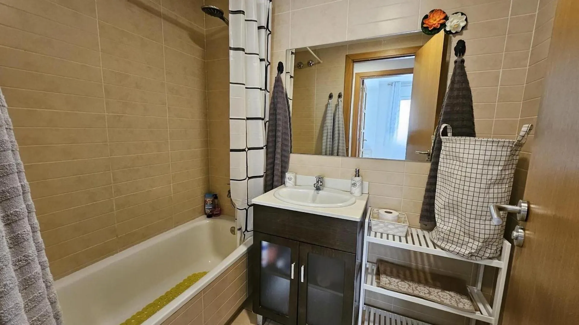 Apartment Apartamento Con Patio Privado, Piscina Comunitaria Y Parking En Miami Playa - Es-9-169 Les Planes del Rei